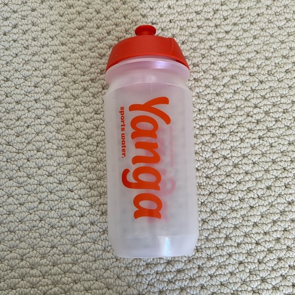 NWOT squeezable water bottle - Picture 1 of 4